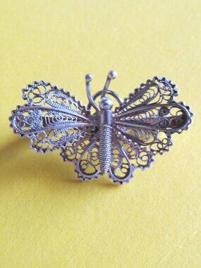 Vintage 800 Silver Filigree Butterfly Brooch